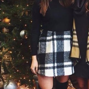 Lulus plaid skirt